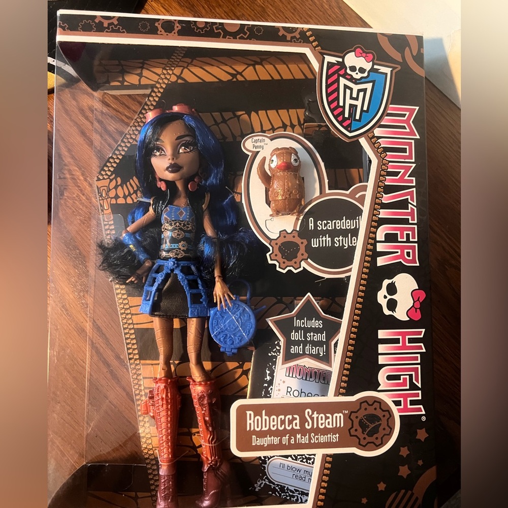 2011 Monster High Robecca Steam Doll Mattel X3652
